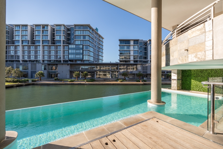 1 Bedroom Property for Sale in Foreshore Western Cape